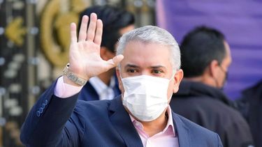 El presidente colombiano Iván Duque poco antes de depositar su voto en las elecciones legislativas.