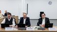 Los fiscales estatales toman asiento en el Tribunal Regional Superior de Dresden, este de Alemania, el 10 de enero de 2023 antes de una audiencia en el juicio por un robo de joyas en el museo Green Vault (Gruenes Gewoelbe) en el Palacio Real de Dresden en noviembre de 2019.