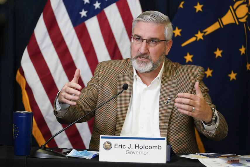 Gobernador de EEUU visita Taiwán tras maniobras militares chinas