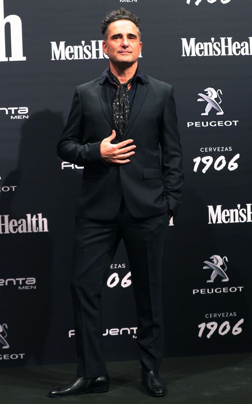 Si hay algo bueno que le puede pasar a la comunidad iberoamericana es ser diversa; yo no tengo interés en hacer apología de la canción seria, porque la seriedad no me parece un atributo importante, indica.