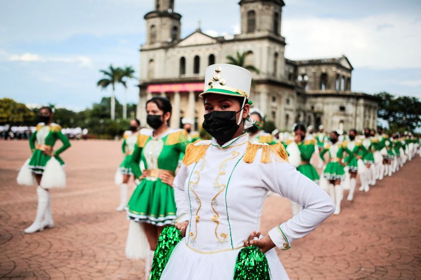 Cinco países de Centroamérica celebra el 201 aniversario de su Independencia de la corona española. Estudiantes participan en un desfile durante las celebraciones de las Fiestas Patrias, en Managua, Nicaragua, el 14 de septiembre de 2022.&nbsp;