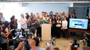 Corina Yoris, candidata de la oposición venezolana durante una conferencia de prensa.