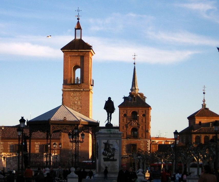 Vista de la Plaza Cervantes en Alcalá de Henares. (CORTESÍA)