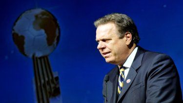 El presidente de la Federación Colombiana Ramón Jesurún durante una reunión en la Conmebol