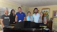 Artistas de la compañía Martí Productions, durante un ensayo del concierto De la zarzuela al bolero.