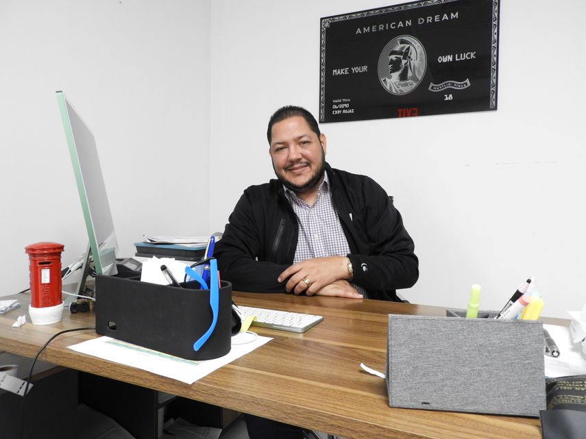 El empresario de Florifa&nbsp; Eddy Rojas, de 41 años, busca llegar al Congreso por el distrito 28.
