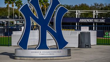 El complejo primaveral de los Yanquis de Nueva York, en Tampa, Florida, luce vacío y cerrado el miércoles 16 de febrero de 2022. (AP Foto/Steve Nesius)