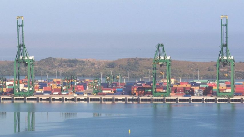 Cuba precisa para su desarrollo económico atraer anualmente unos 2.500 millones de dólares en inversión extranjera directa.