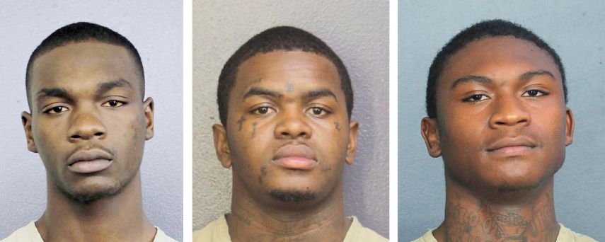 De izquierda a derecha, Michael Boatwright, Dedrick Williams, y Trayvon Newsome. Un jurado de Florida declaró culpables a los tres hombres el 20 de marzo de 2023 por el asesinato del rapero XXXTentacion, quien recibió un disparo durante un robo en 2018 por el que se llevaron 50.000 dólares. Fotografías proporcionadas por la oficina del jefe de policía del condado de Broward.