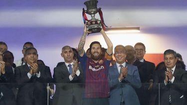 No es la primera vez que el argentino y su padre se han visto involucrados en escándalos de este tipo, pues tuvieron que ir a tribunales por evadie el fisco.