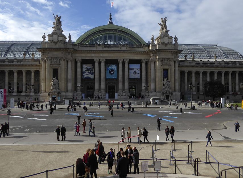 El Grand Palais, sede central de la Feria Internacional de Arte Contemporáneo de París.