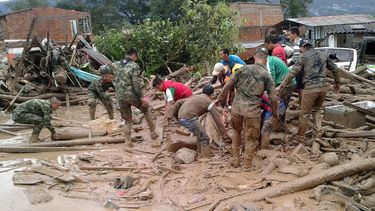 Una avalancha tapó arte del pueblo de Mocoa en Colombia, dejando sepultada a un número no determinado de personas.&nbsp;