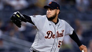 Foto del 7 de septiembre del 2023, el abridor de los Tigres de Detroit, el venezolano Eduardo Rodríguez lanza en el encuentro ante los Yanquis de Nueva York. El miércoles 6 de diciembre del 2023, Rodríguez firma con los Cascabeles de Arizona. 