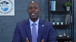 Dr. Howard Hepburn, superintendente de Escuelas Públicas del Condado de Broward. Dr. Howard Hepburn, superintendente de Escuelas Públicas del Condado de Broward.