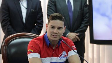 En un comunicado oficial urgente, la SECOM se limitó a informar que Ivan Espinel renunció al Ministerio de Inclusión Económica y Social.