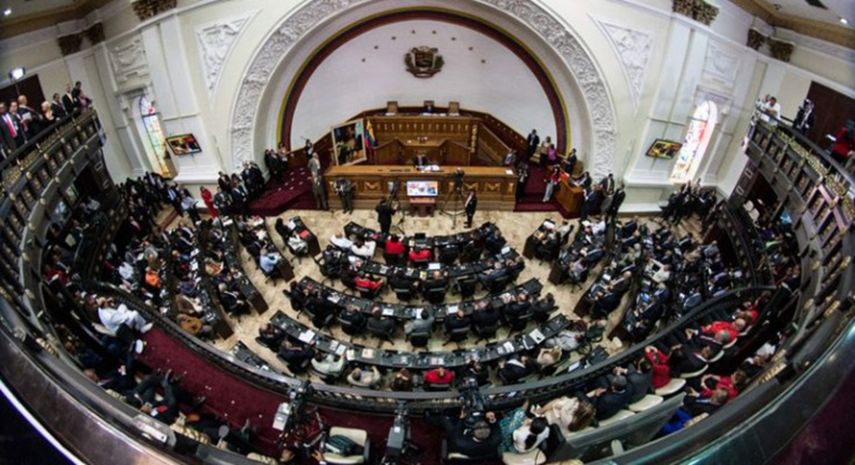 La mayoría opositora de la AN acordó la conformación de una comisión de legisladores que investigue la situación de la frontera venezolana cerrada desde mediados de 2015 por orden del presidente de ese país, Nicolás Maduro (ARCHIVO)