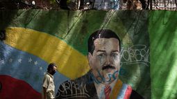 Maduro sigue firme en el poder m&aacute;s de un a&ntilde;o despu&eacute;s de que Juan Guaid&oacute; se declarase presidente leg&iacute;timo y recibiese el reconocimiento de EEUU y una cincuentenan de pa&iacute;ses.