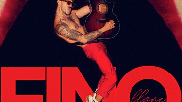 En esta imagen difundida por Warner Music Latina, la portada de Fino, el primer álbum del cantante colombiano Llane como solista.&nbsp;