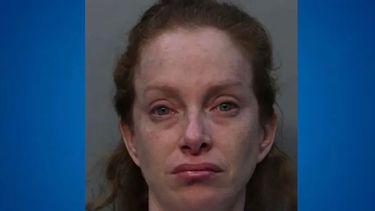 Gisell María Mansur, de 39 años, fue arrestada tras un incidente que involucró a la policía.