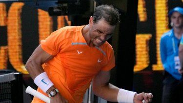 Rafa Nadal reacciona tras derrotar a Jack Draper en la primera ronda del Abierto de Australia, el lunes 16 de enero de 2023, en Melbourne.&nbsp;