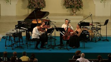Un grupo de músicos interpreta canciones de compositores clásicos como el mexicano Manuel María Ponce y el ruso Guerassim Voronkov, durante el primer día del VIII Festival Internacional de Música de Cartagena (EFE)