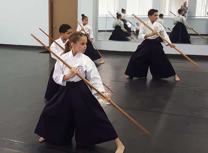 Los antecedentes del Coliseo tienen unos cinco años y son las academias de Karate Kanmuri Dojo y la de ballet Athena Dance Academy.