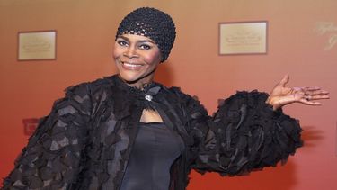 La actriz Cicely Tyson llega a la inauguración del estudio del director y productor Tyler Perry en Atlanta el 4 de octubre de 2008. Tyson, pionera entre las actrices negras galardonada con el Emmy y el Tony, falleció a los 96 años.