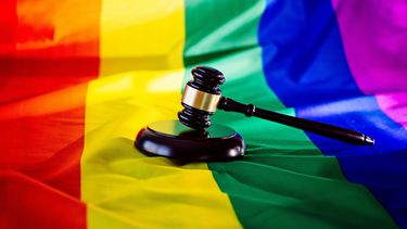 La medida subraya el compromiso del gobierno de Perú con los derechos humanos y la dignidad individual de la comunidad LGBT.