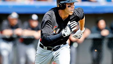 El contrato de Yelich se hizo oficial