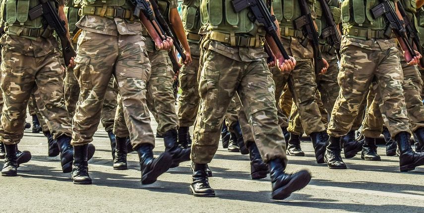 militares marcha soldados PIXABAY