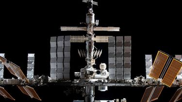La Estación Espacial Internacional desde la nave Crew Dragon Endeavour de SpaceX.&nbsp;