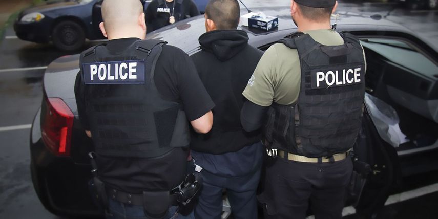 El arresto de la pandilla de venezolanos se dio luego de una minuciosa investigación de seis meses que documentó el robo organizado de al menos cientos de miles de dólares. &nbsp;