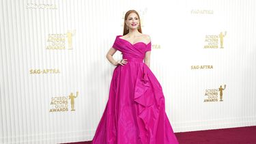 Jessica Chastain llega a la 29a entrega anual de los Premios del Sindicato de Actores de la Pantall, uno de los momentos más memorables del domingo 26 de febrero de 2023, en el hotel Fairmont Century Plaza en Los Ángeles.