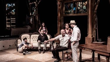 Escena de la obra de teatro Un parque en mi casa, de Nilo Cruz.&nbsp;