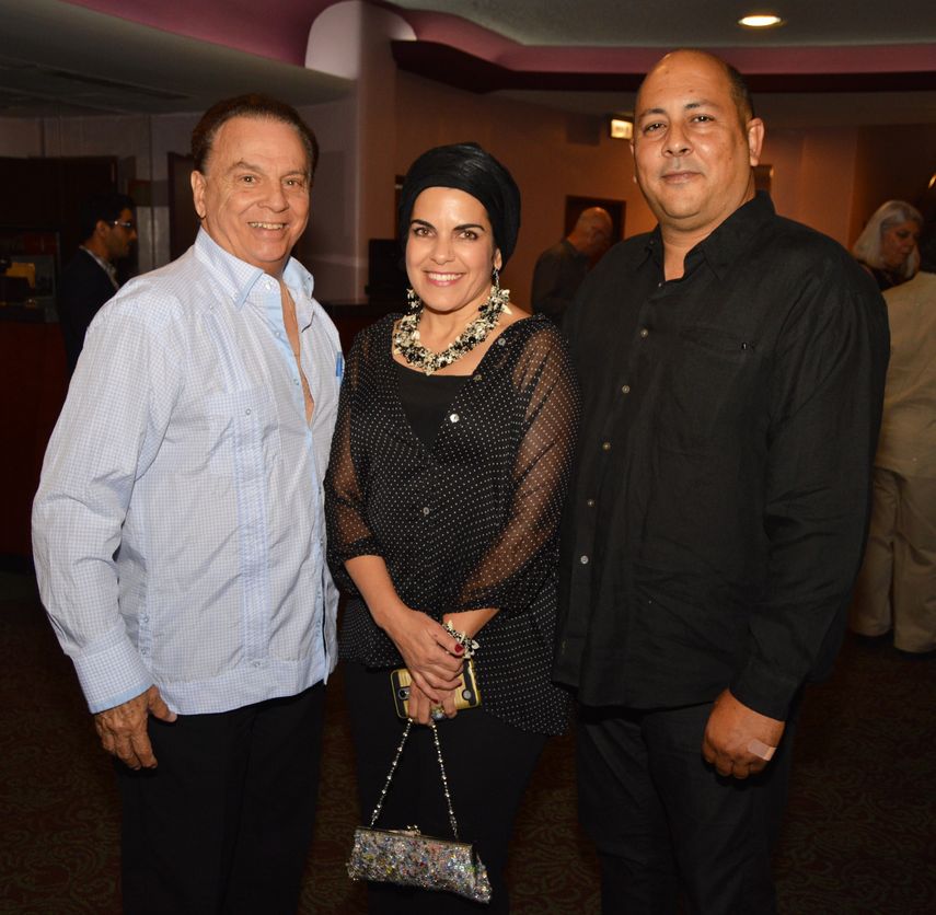 Pedro Román, Grettel Trujillo y José Luis González.