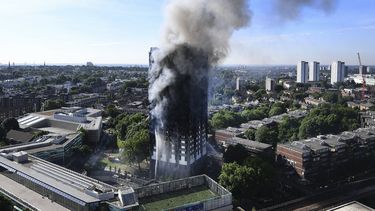 &nbsp;En el terrible incendio que destruyó &nbsp;un edificio de 24 plantas en&nbsp;Londres.&nbsp;