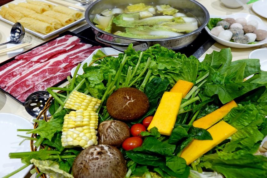 Las verduras y grasas saludables son recomendadas para enfrentar el uso excesivo de calorías cuando bajan las temperaturas
