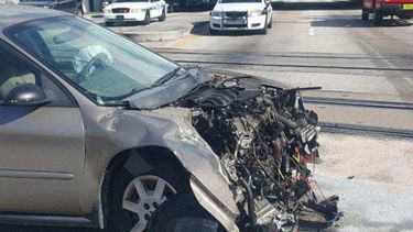 El vehículo sufrió un daño considerable tras el impacto como se puede observar en la gráfica.