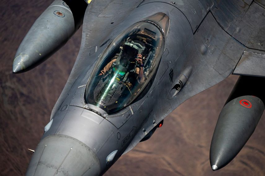 Caza de EEUU - F-16