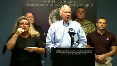 El gobernador de Carolina del Sur emitió una orden de evacuación de todos los condados costeros ante la llegada del huracán Florence.