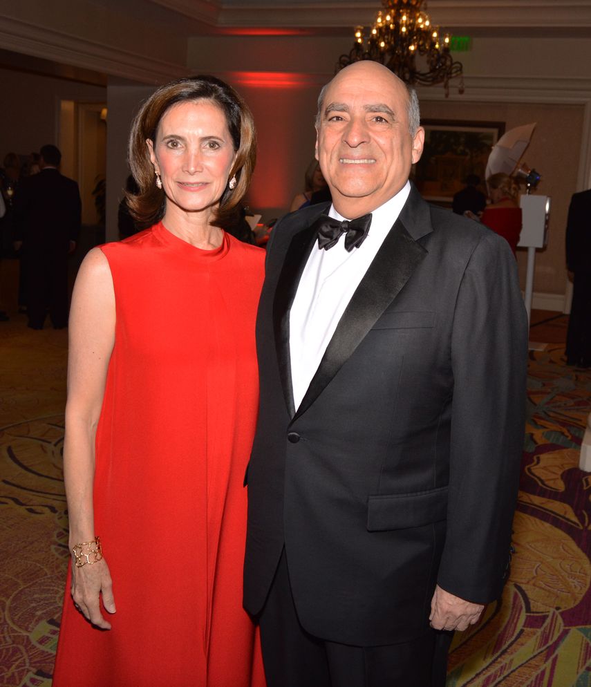 Frances y Eugenio Sevilla-Sacasa&nbsp;