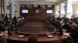 Vista general de una sesión ordinaria del Consejo Permanente de la Organización de Estados Americanos sobre la situación en Venezuela, el miércoles 10 de mayo 2017, en la sede de ese organismo en Washington, EEUU.