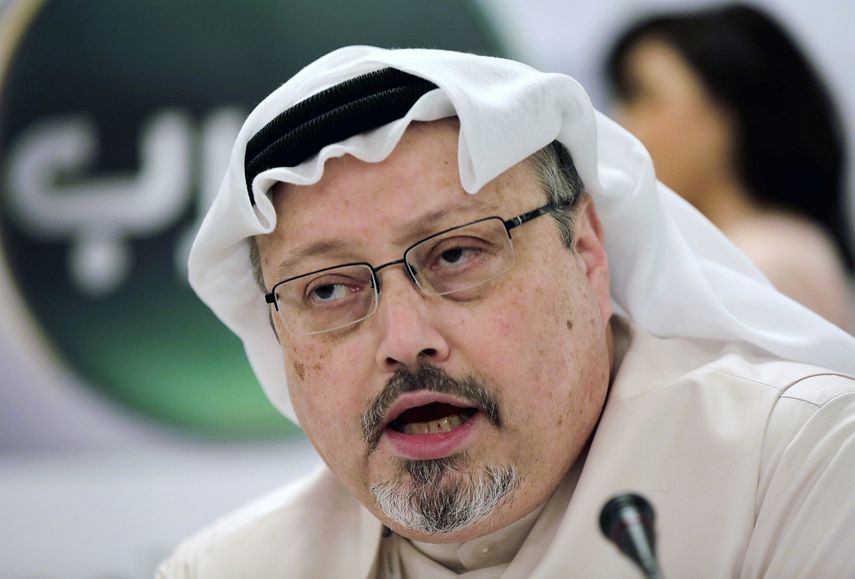 En esta imagen de archivo del 15 de diciembre de 2014, el periodista saud&iacute; Jamal Khashoggi habla durante una conferencia de prensa en Manama, Bahr&eacute;in.&nbsp;