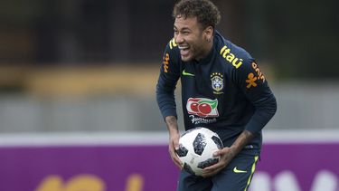 Fotografía del 24 de mayo de 2018 del brasileño Neymar en el centro de entrenamiento Granja Comary en Teresópolis, Brasil. 