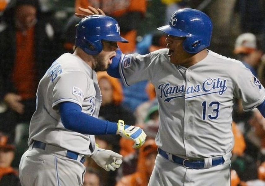 Reales y Astros jugarán el juego decisivo el miércoles. (ARCHIVO)