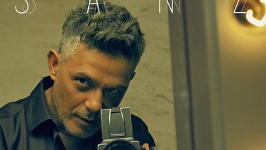 Portada de Sanz, el último álbum de estudio de Alejandro Sanz, lanzado en 2021.