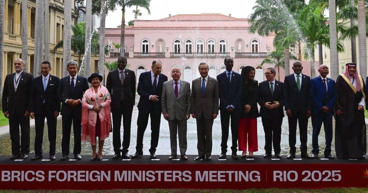 El dilema monetario de Lula: La unidad de los BRICS elude a Brasil y América Latina