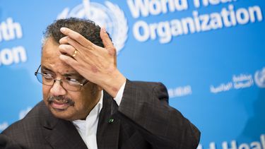 Tedros Adhanom Ghebreyesus, director general de la OMS, habla con los medios durante una conferencia de prensa en la sede de la agencia en Ginebra, Suiza, el jueves 30 de enero de 2020.&nbsp;