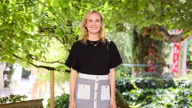 La actriz alemana Diane Kruger posa durante una sesión fotográfica de la película Visions durante el 16º festival de cine francófono de Angulema en Angouleme, oeste de Francia, el 24 de agosto de 2023. &nbsp;
