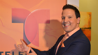 El presentador Raúl González. (Foto. Giselle Santalucci)